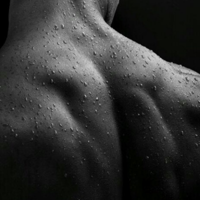 MEN'S BODY CARE